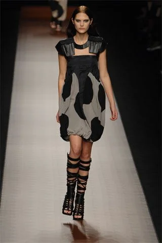 Look 3